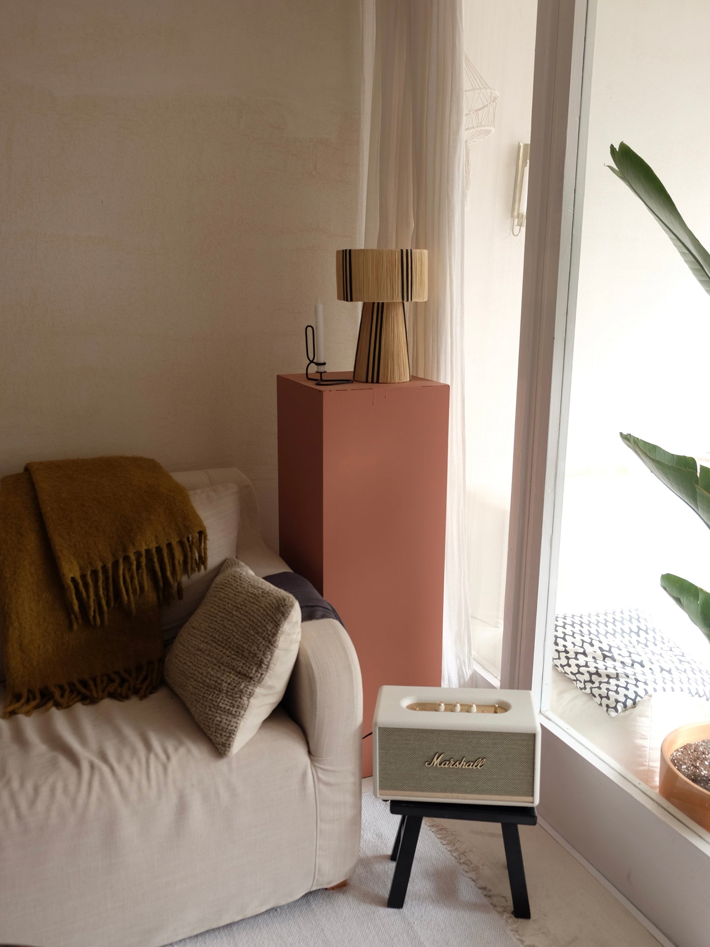 Zebra Lamp Petite - Black